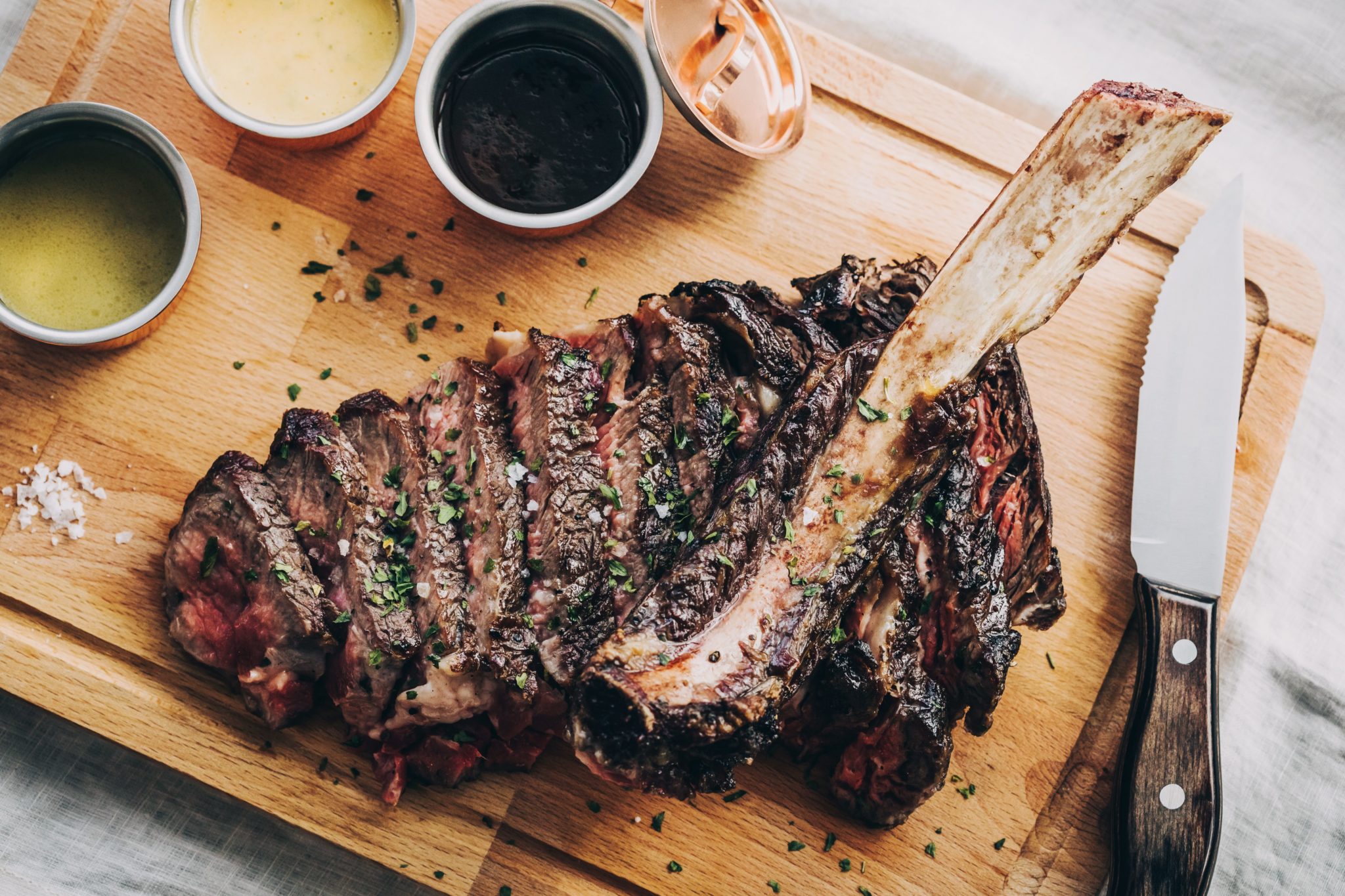 the-steaks-are-high-2048×1365