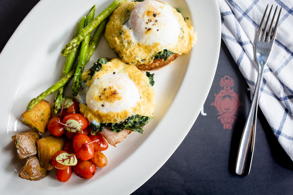 tumblr_c3365bdfd67e45bfb8d0703d74379eed_8f52e5aa_1280-1024×683 Eggs benedict at Ginett Singapore